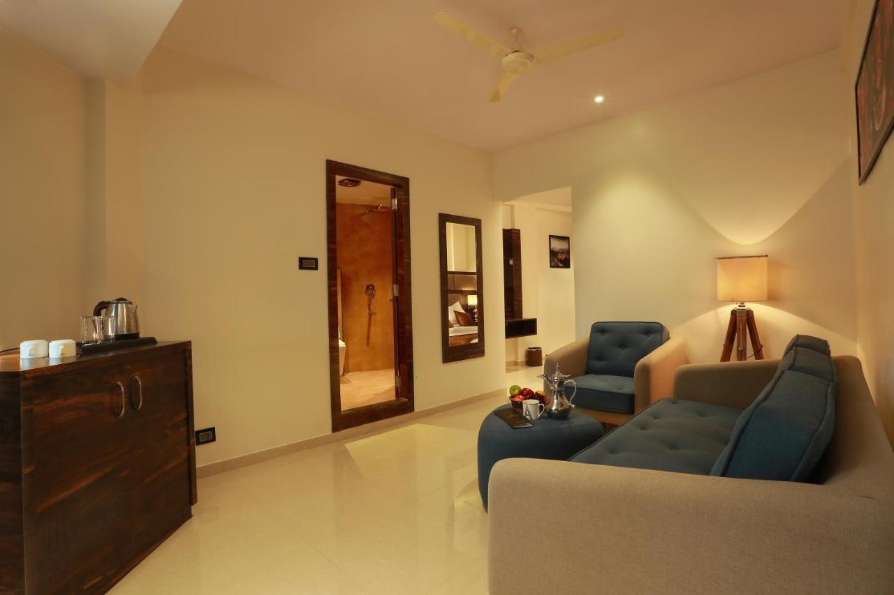 Aura One Hotel Kochi Exterior foto